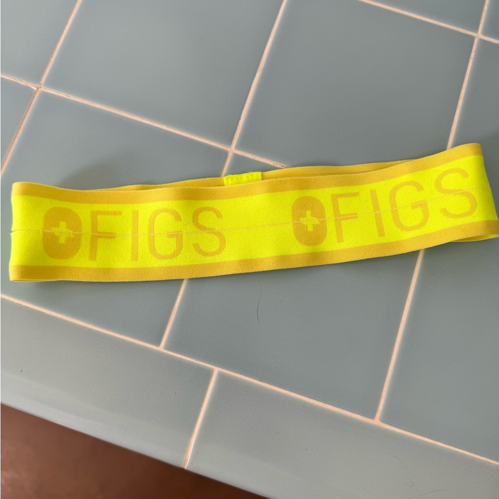 Figs Neon Yellow Hairband